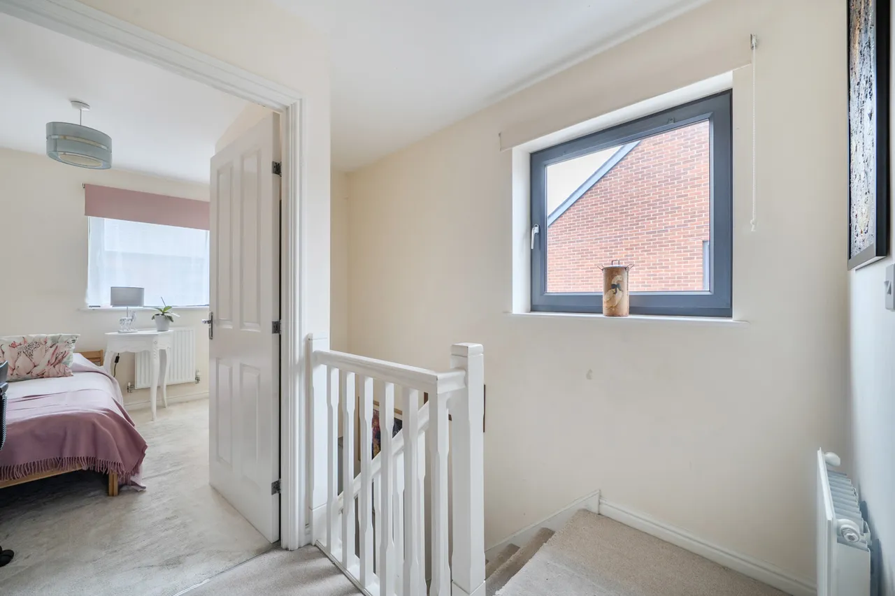 Brand Avenue, Uxbridge, UB10, photo 16