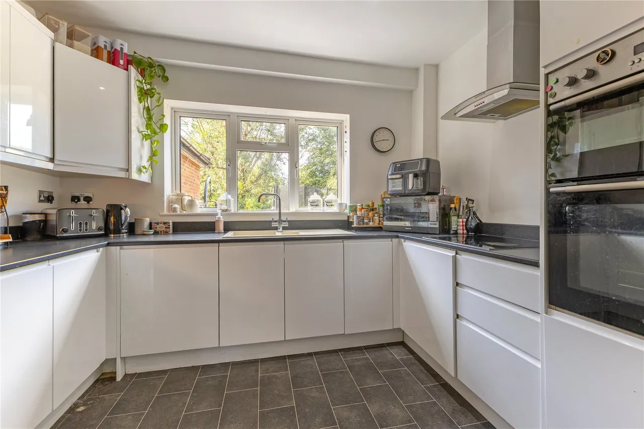 Brooklands Road, Weybridge, KT13, photo 8