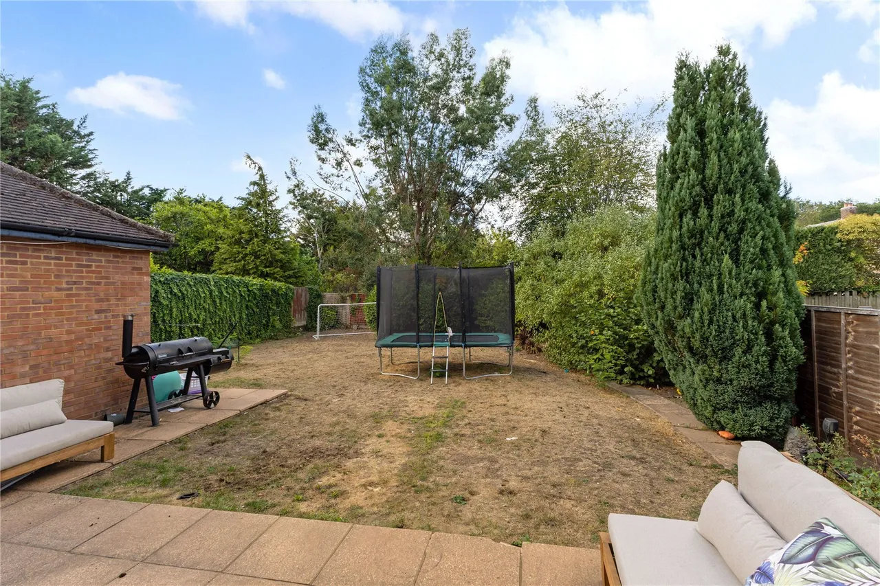 Brooklands Road, Weybridge, KT13, photo 11