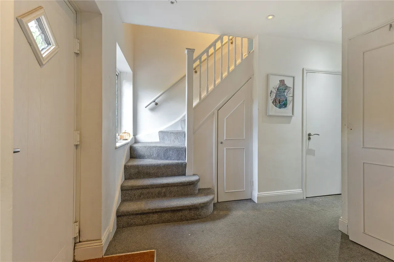 Brooklands Road, Weybridge, KT13, photo 4