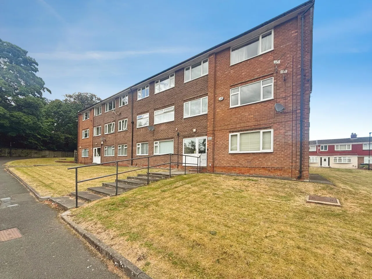 2 bed flat for sale, Avalon Drive, South West Denton, NE15