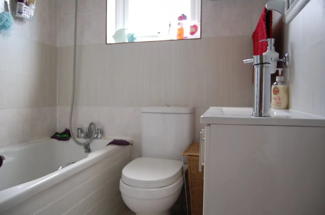 Sterte Road, Poole, BH15, photo 7