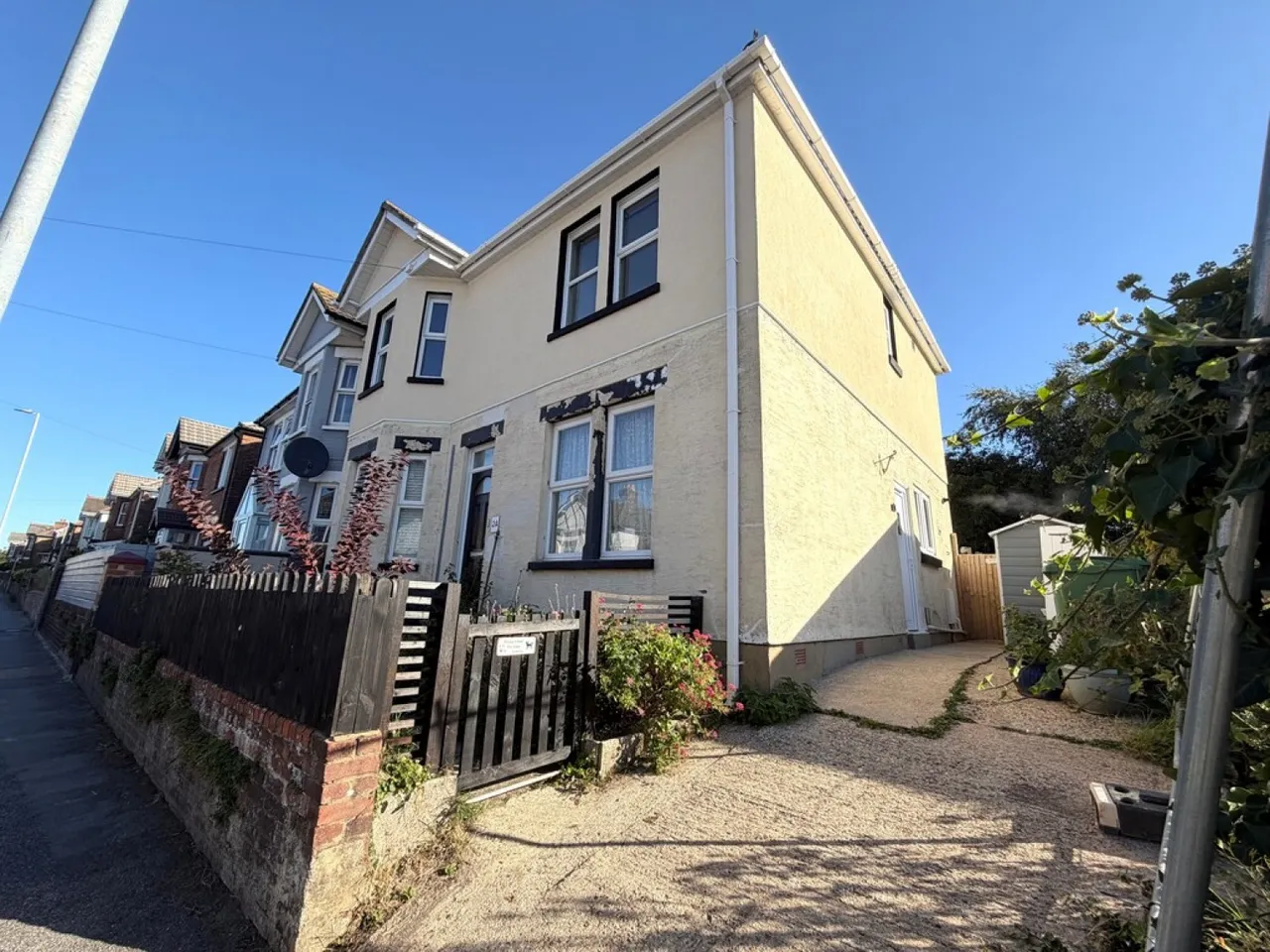 2 bed flat to rent, Sterte Road, Poole, BH15