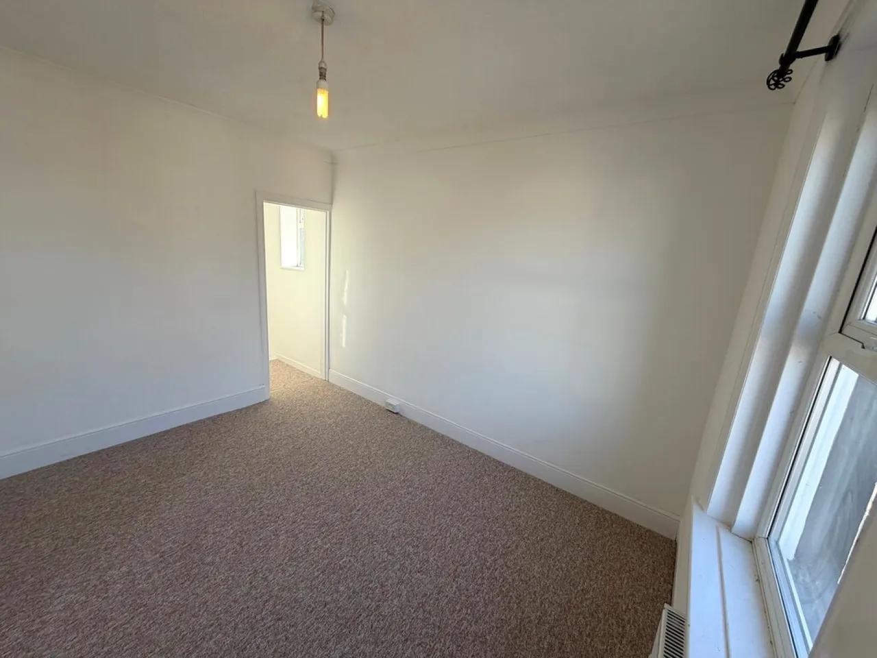 Sterte Road, Poole, BH15, photo 4