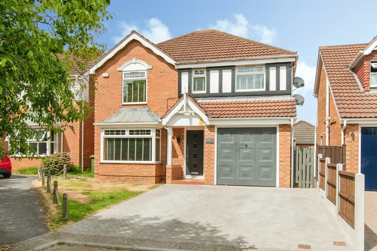 4 bed house for sale — Greenbank Close, Whitwood, Castleford