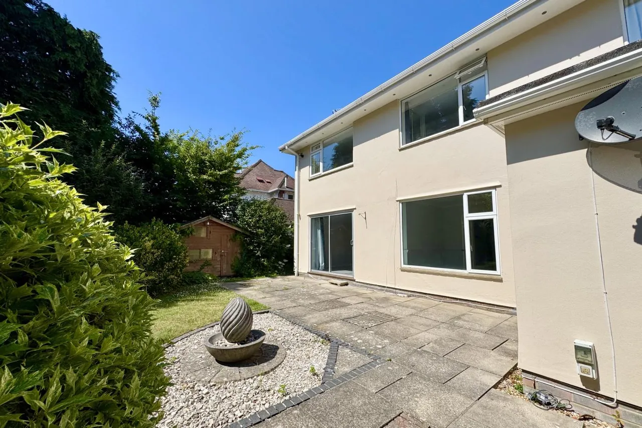 Glenferness Avenue, BH3, photo 23