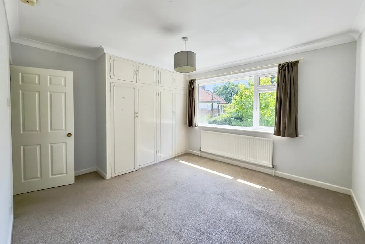 Glenferness Avenue, BH3, photo 17
