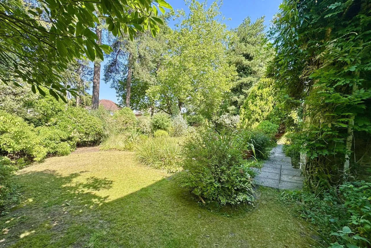 Glenferness Avenue, BH3, photo 26