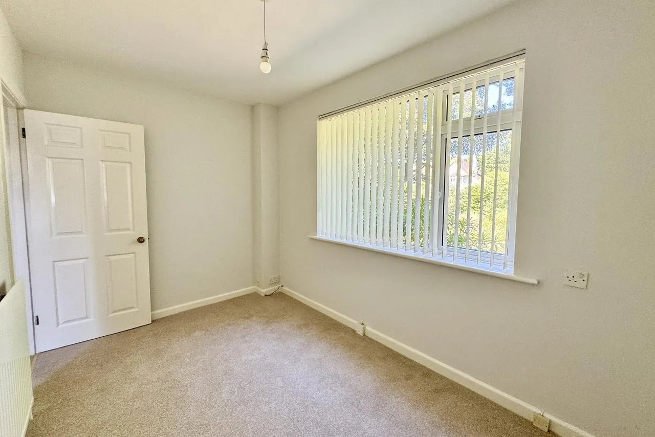 Glenferness Avenue, BH3, photo 11