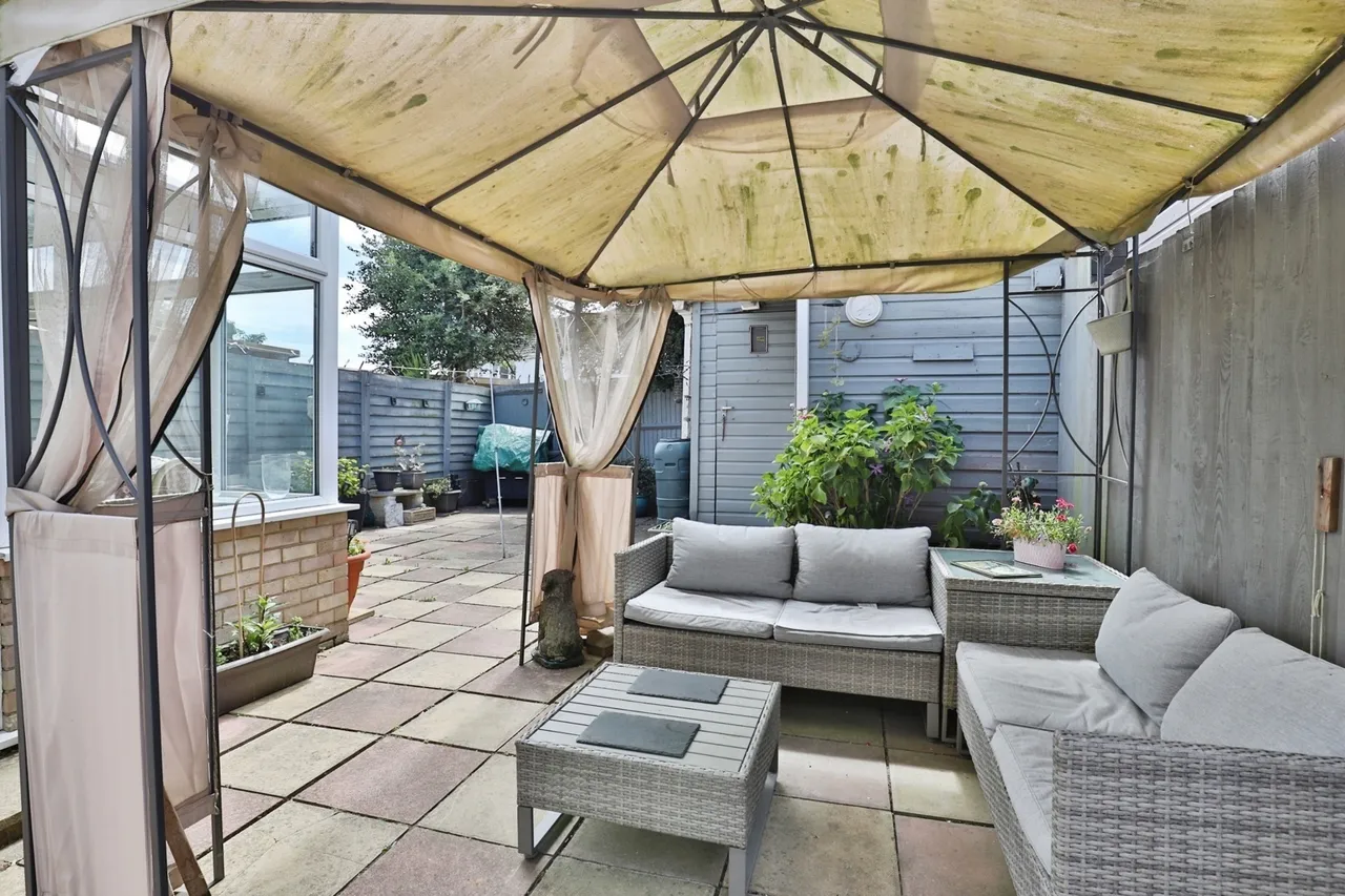 Old Barn Close, Ringwood, BH24, photo 9