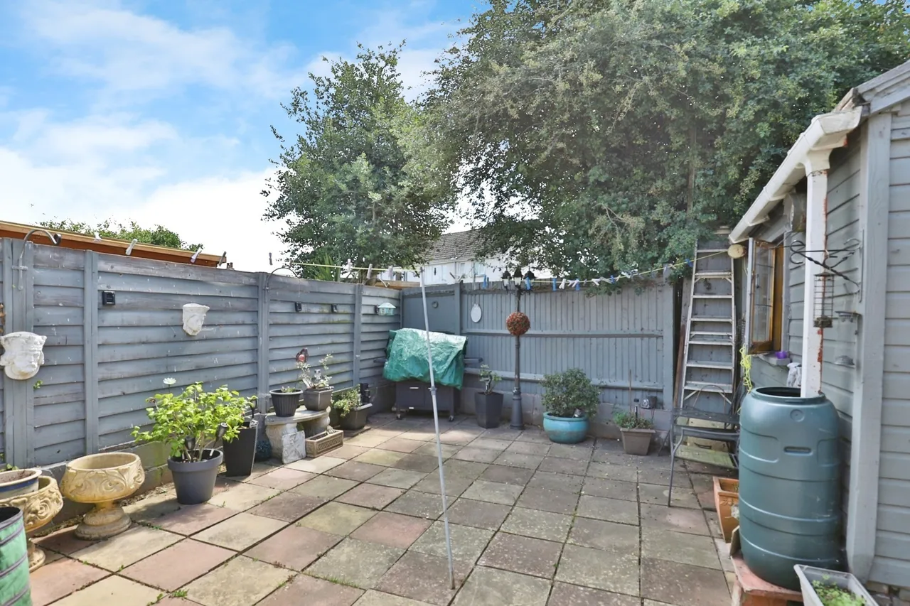 Old Barn Close, Ringwood, BH24, photo 4