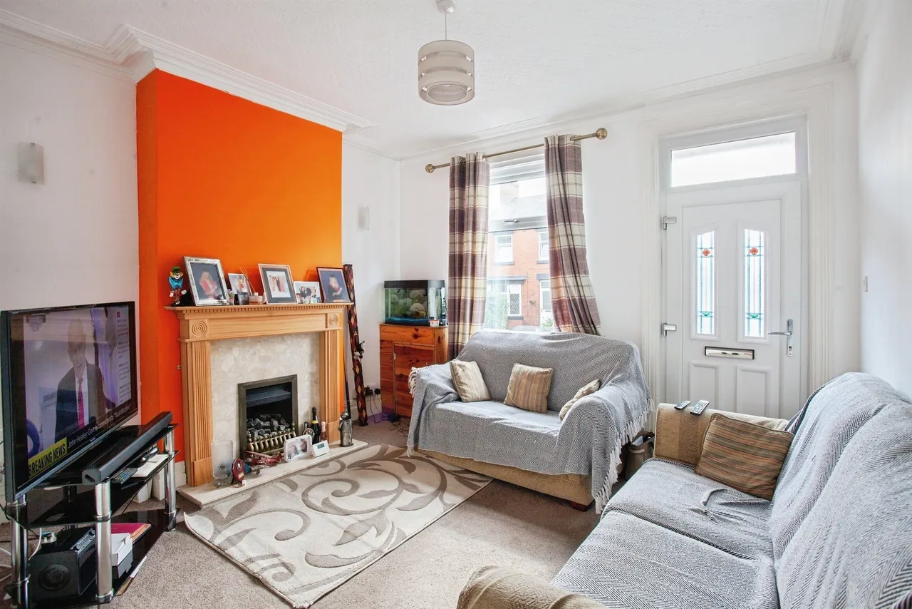 Hough Lane, Wombwell, Barnsley, photo 5