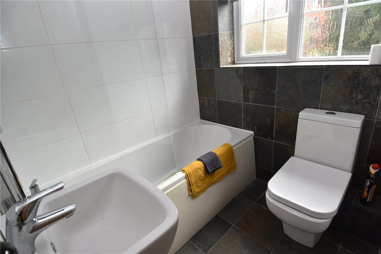 Clayhall Road, Droitwich, Worcestershire, WR9 7RU, photo 13