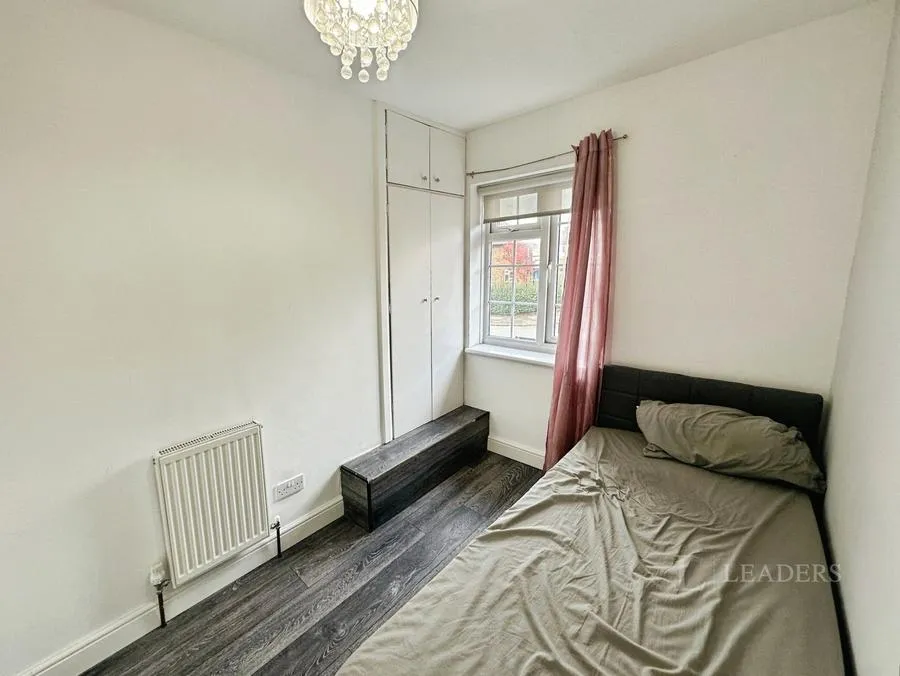 Bloomfield Avenue, Luton, LU2, photo 20