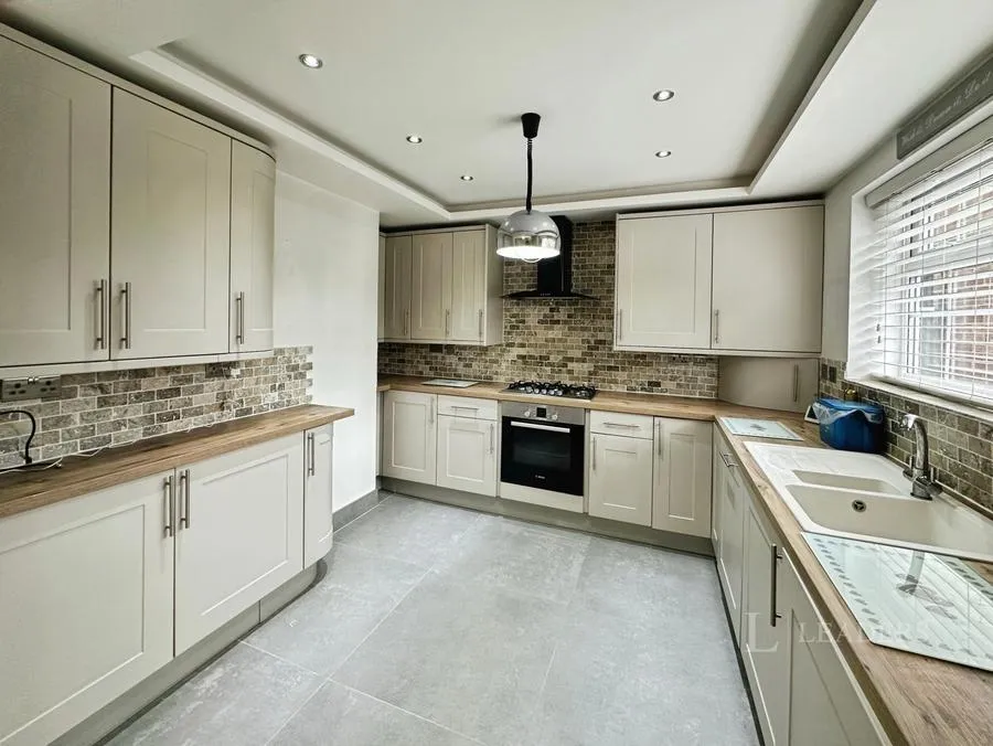 Bloomfield Avenue, Luton, LU2, photo 8