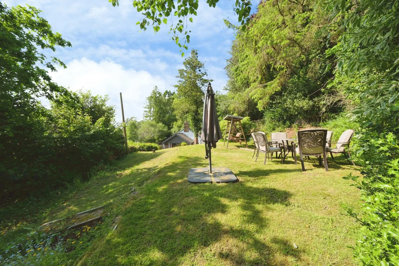 Long Hill, Darley Dale, DE4, photo 17