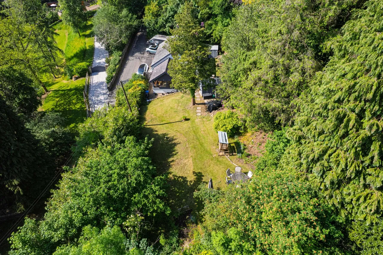 Long Hill, Darley Dale, DE4, photo 23