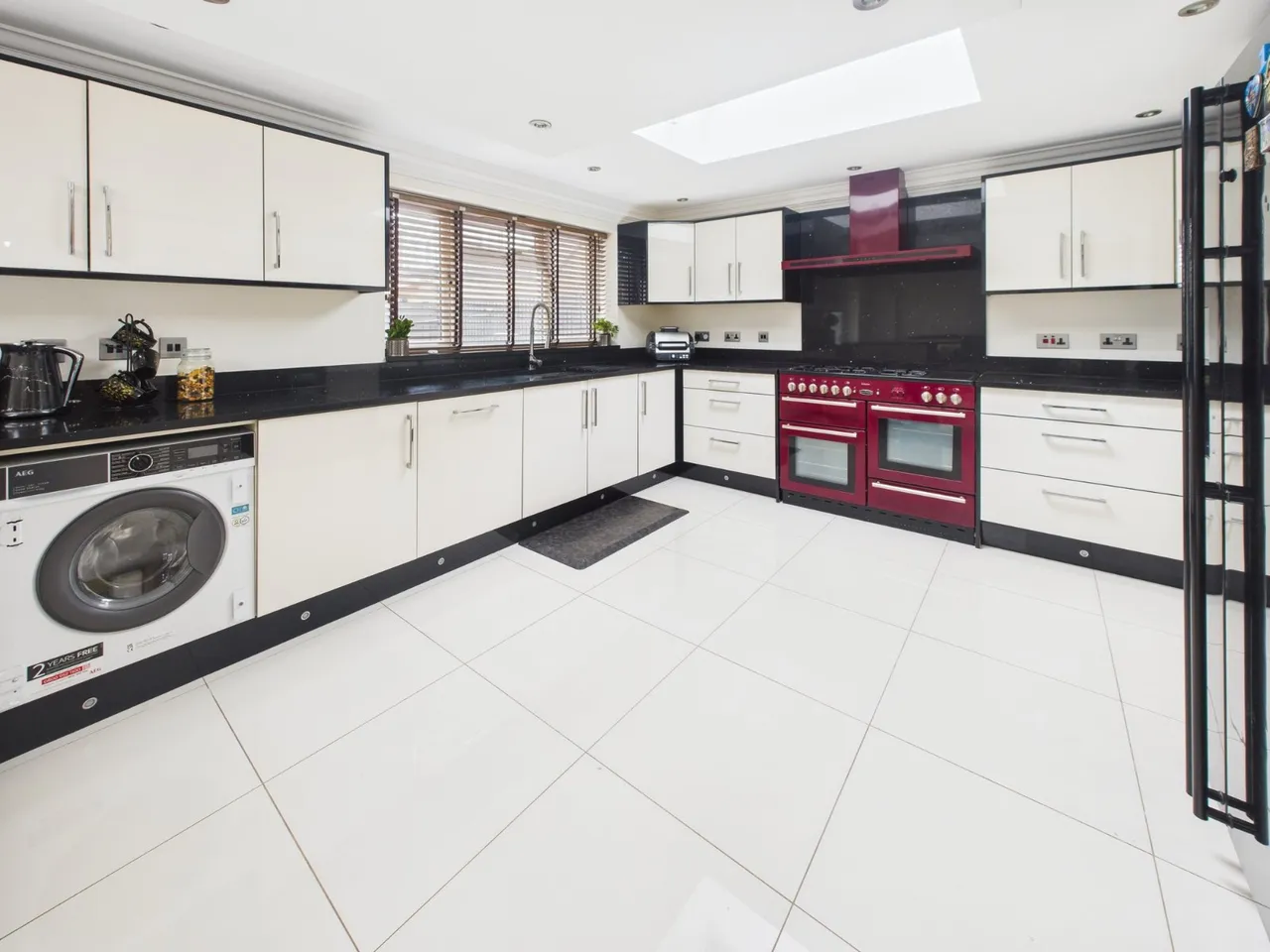 Hinksey Close, Langley, SL3, photo 20