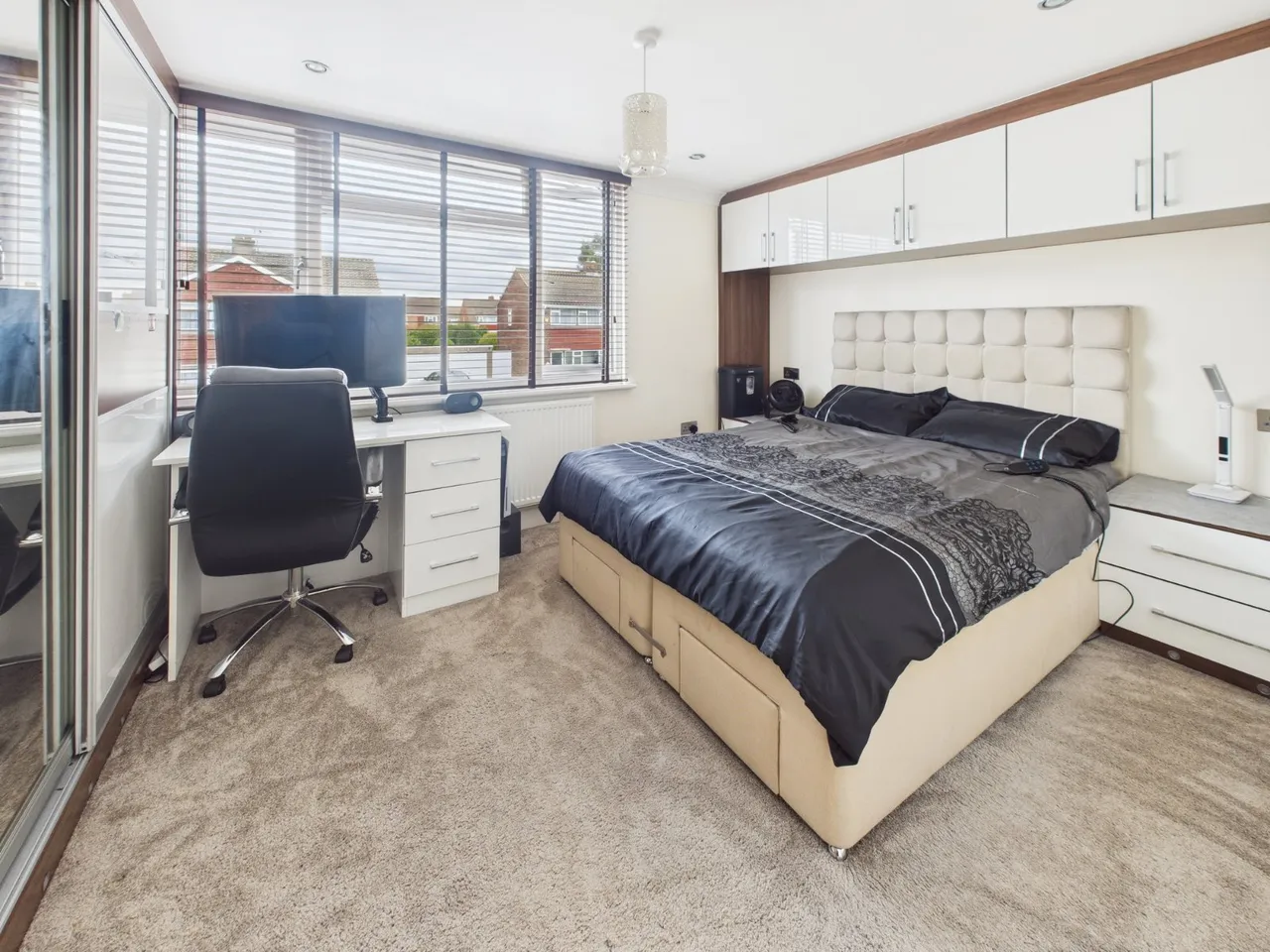 Hinksey Close, Langley, SL3, photo 8