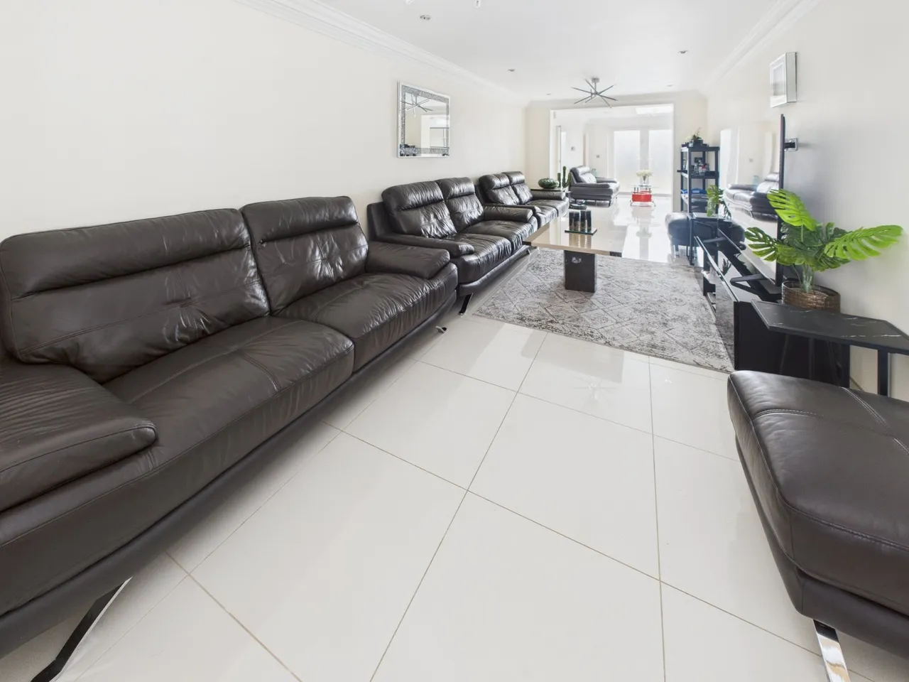 Hinksey Close, Langley, SL3, photo 6