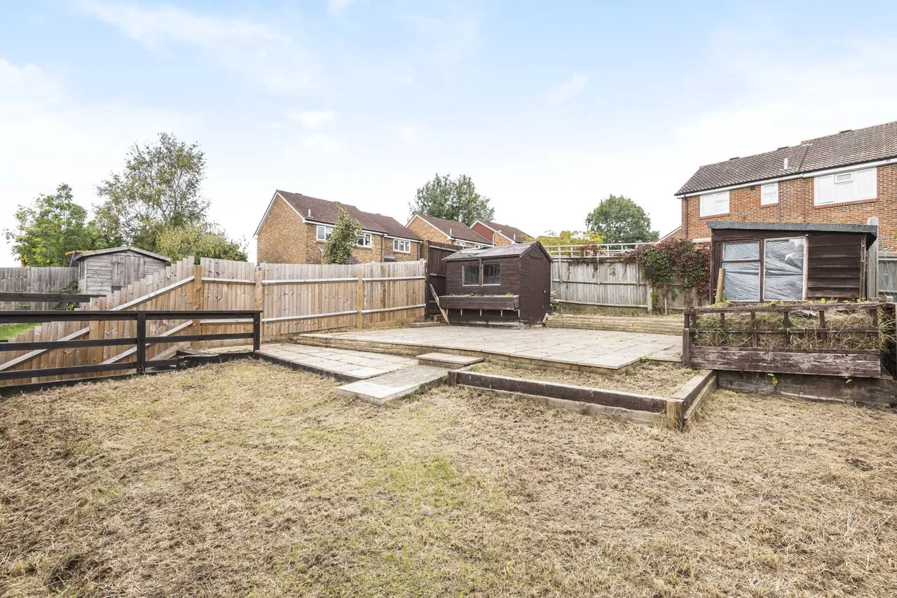 Southway, Guildford, GU2 8DJ, photo 8