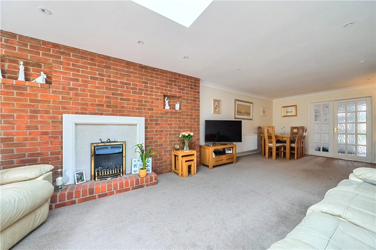 Ashley Meadows, Romsey, SO51, photo 4