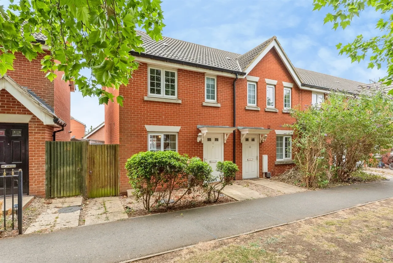3 bed house for sale — Wilks Road, Grantham