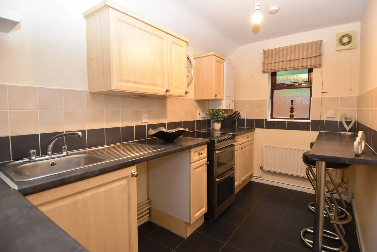 Minworth Close, Webheath, Redditch, B97 4LW, photo 3