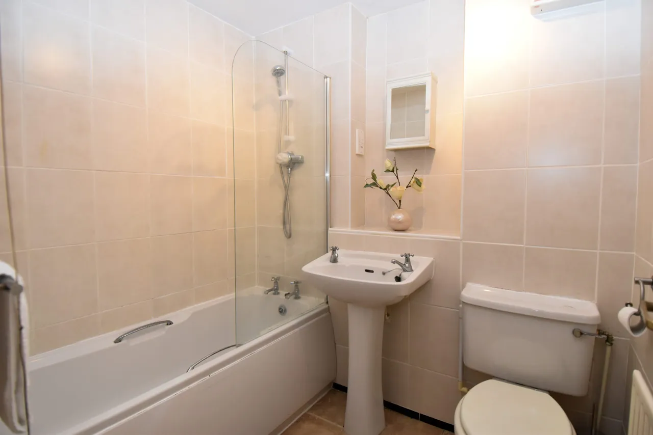 Minworth Close, Webheath, Redditch, B97 4LW, photo 8
