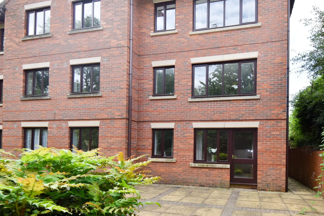 Minworth Close, Webheath, Redditch, B97 4LW, photo 10