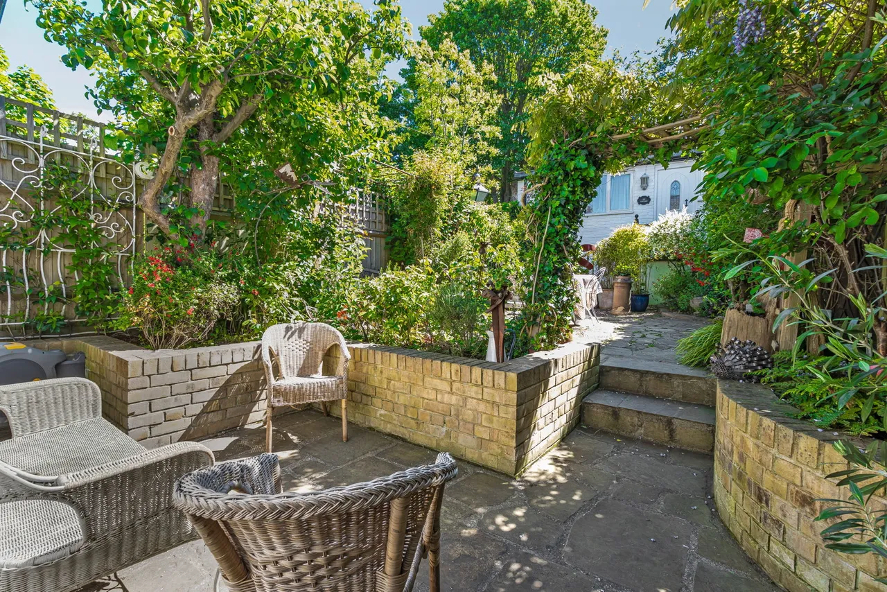 Nether Street, N3, photo 21