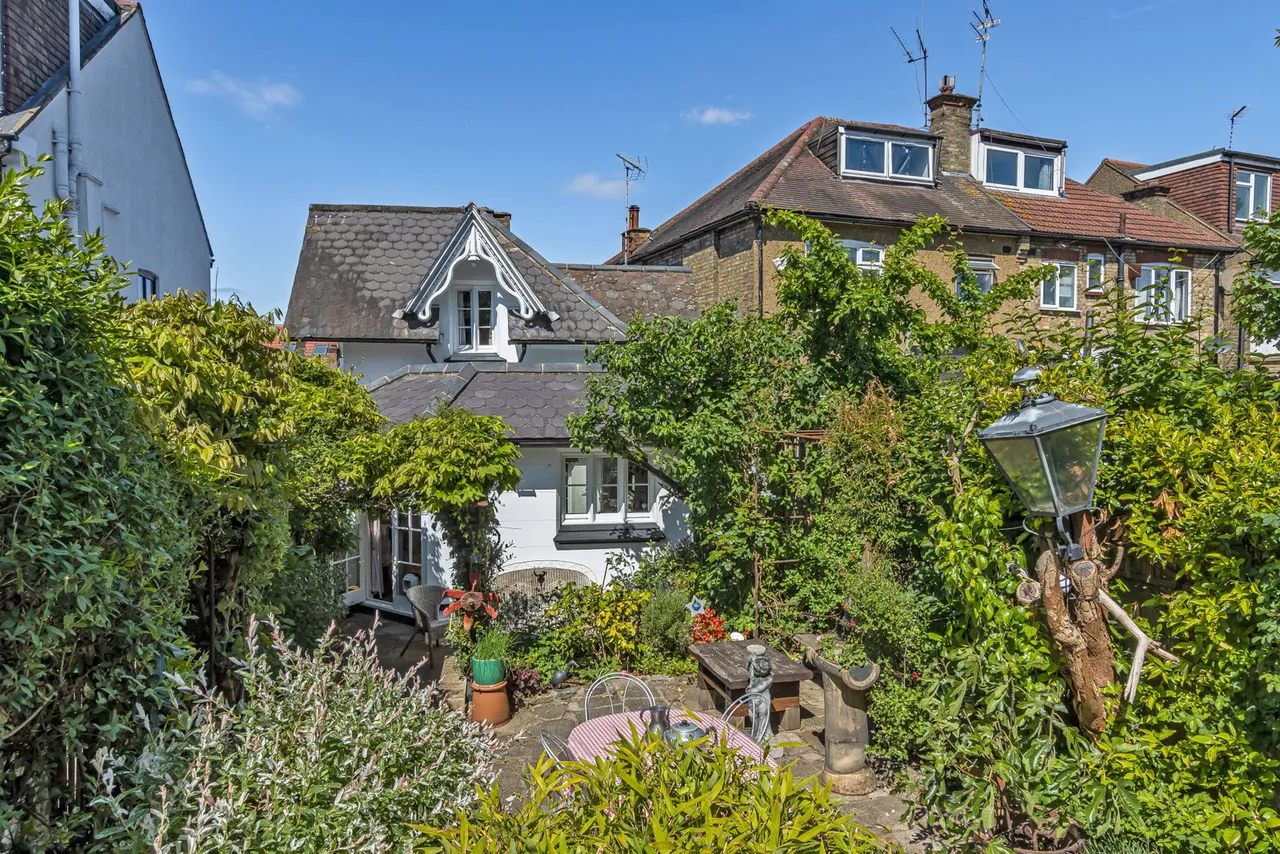 Nether Street, N3, photo 17