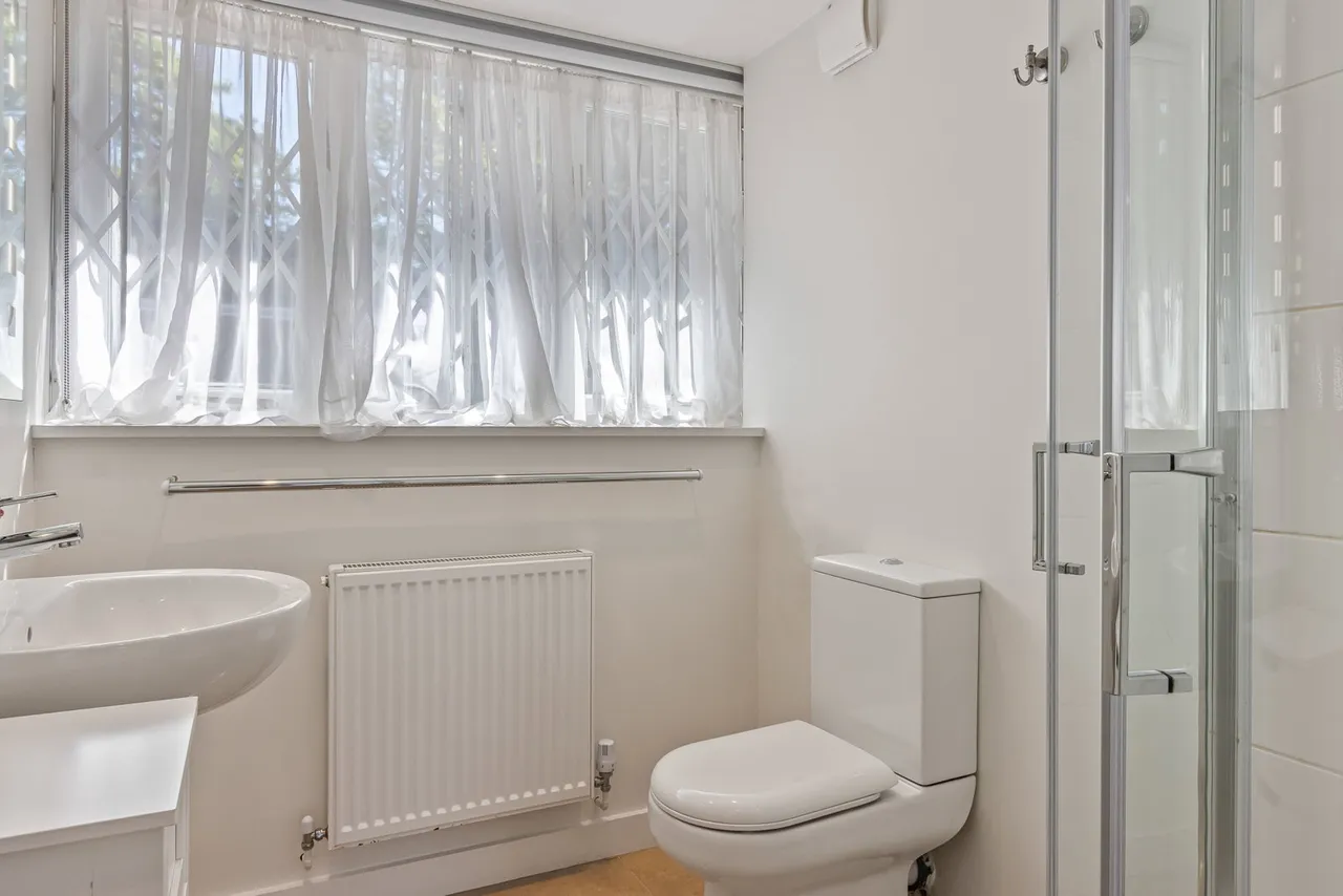 Nether Street, N3, photo 24