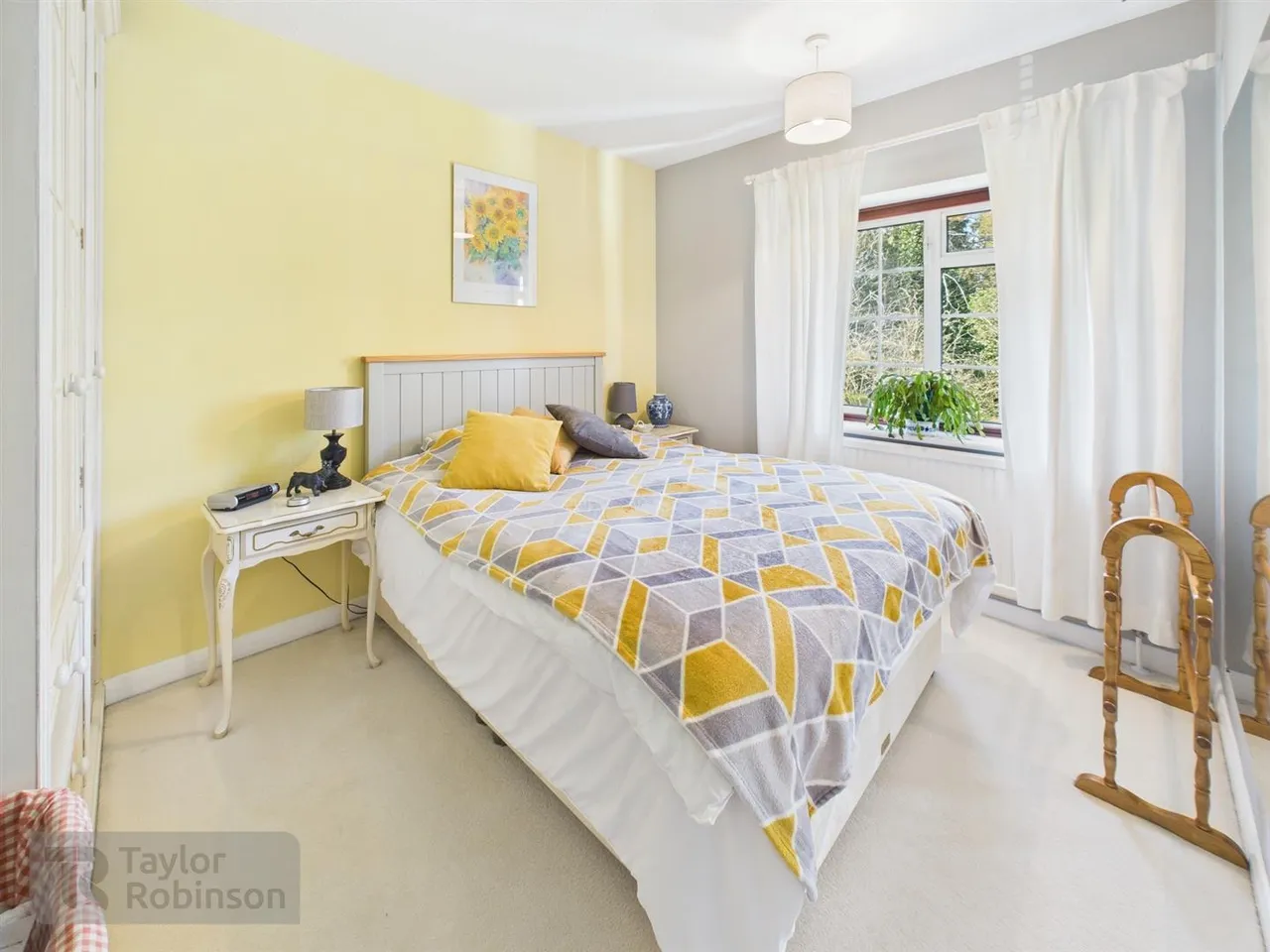 Goffs Close, Southgate, RH11, photo 14