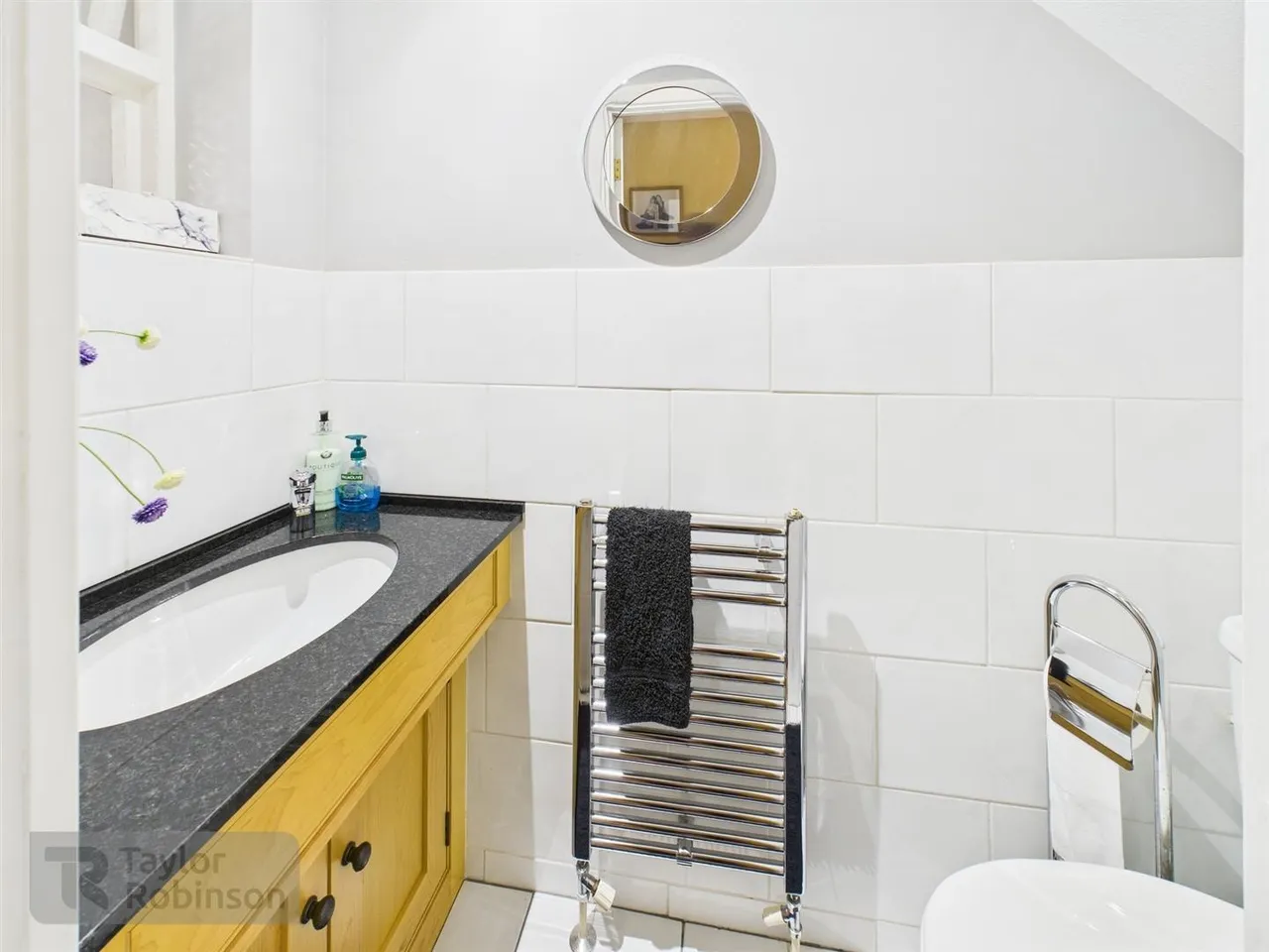 Goffs Close, Southgate, RH11, photo 23