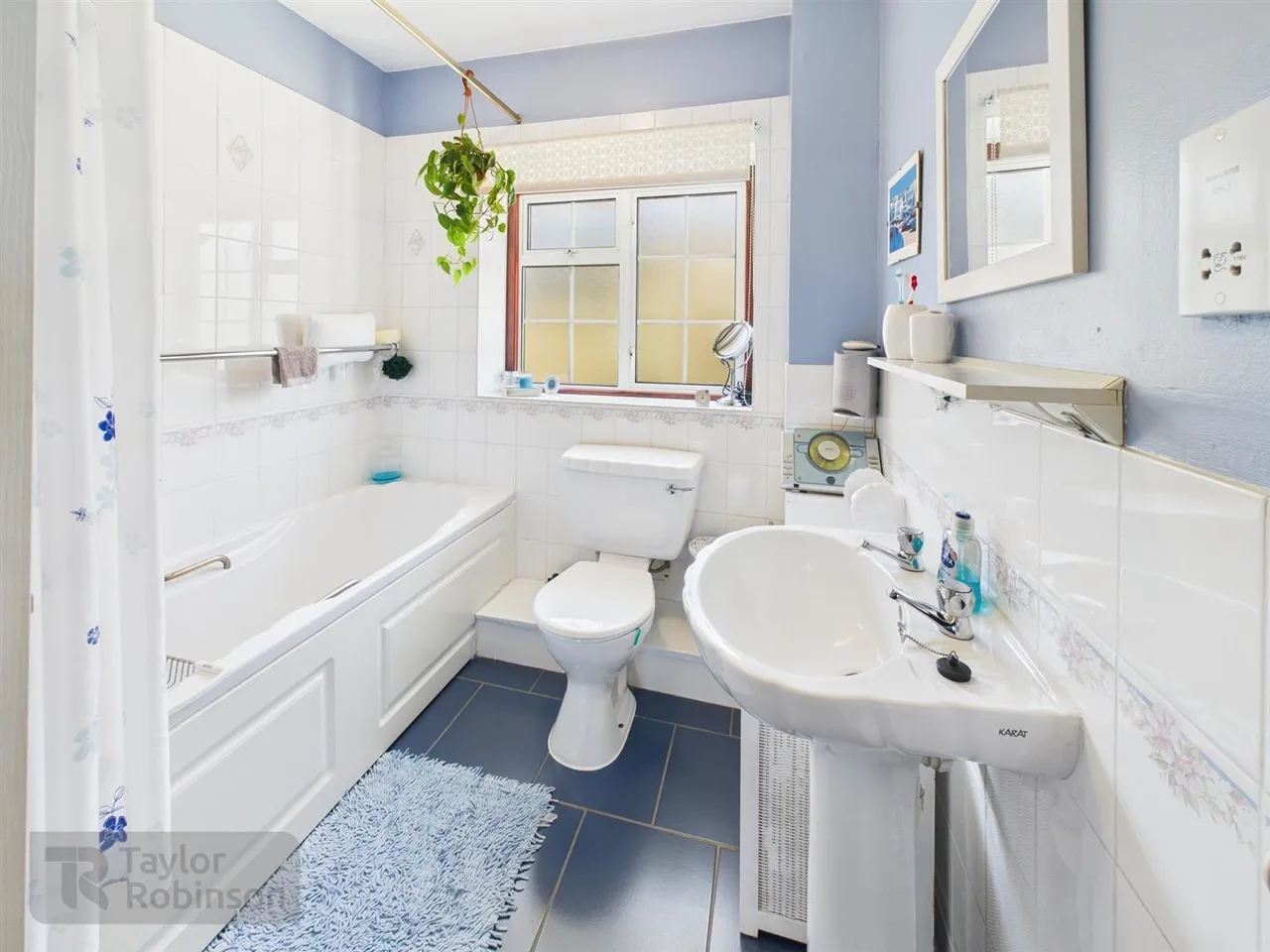 Goffs Close, Southgate, RH11, photo 15