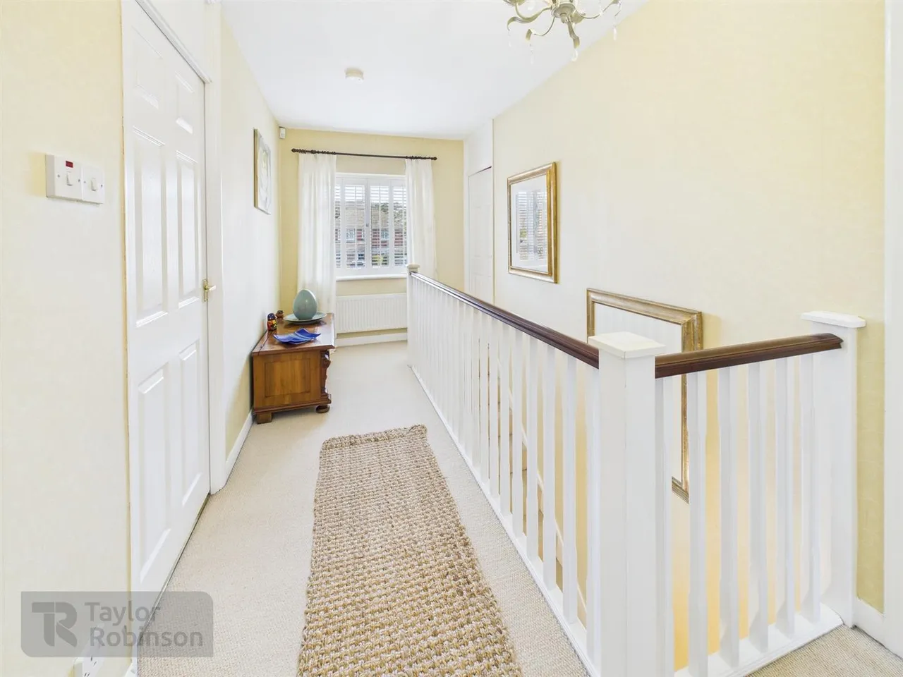 Goffs Close, Southgate, RH11, photo 10