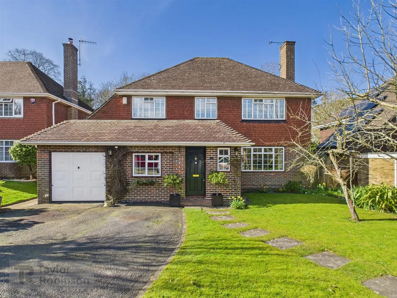 Goffs Close, Southgate, RH11, photo 20