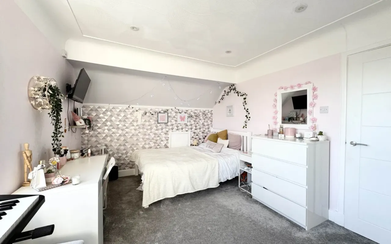 Villiers Crescent, Eccleston, photo 36