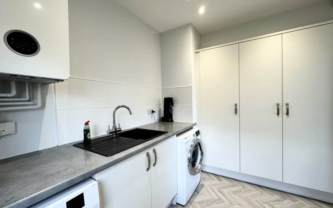 Villiers Crescent, Eccleston, photo 21