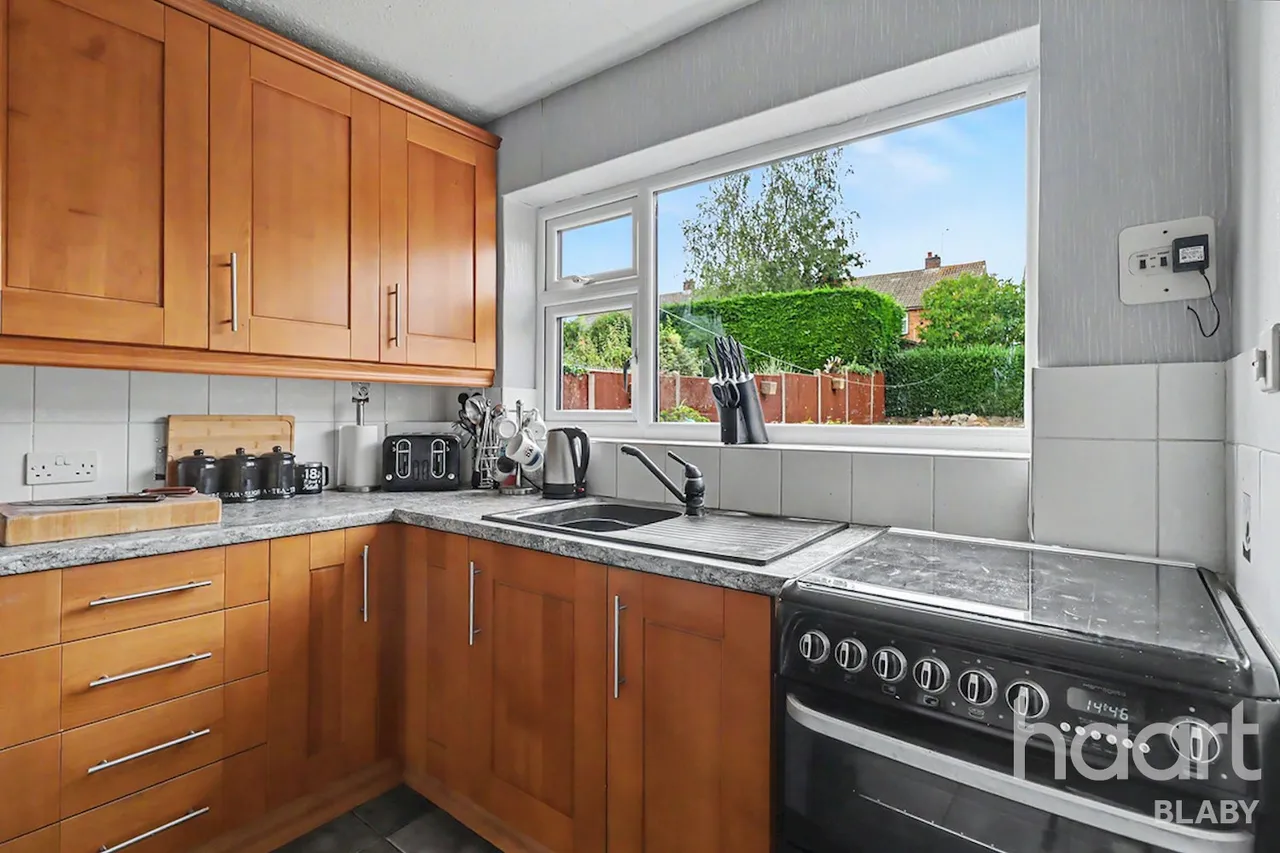 Coltbeck Avenue, Leicester, LE19, photo 3