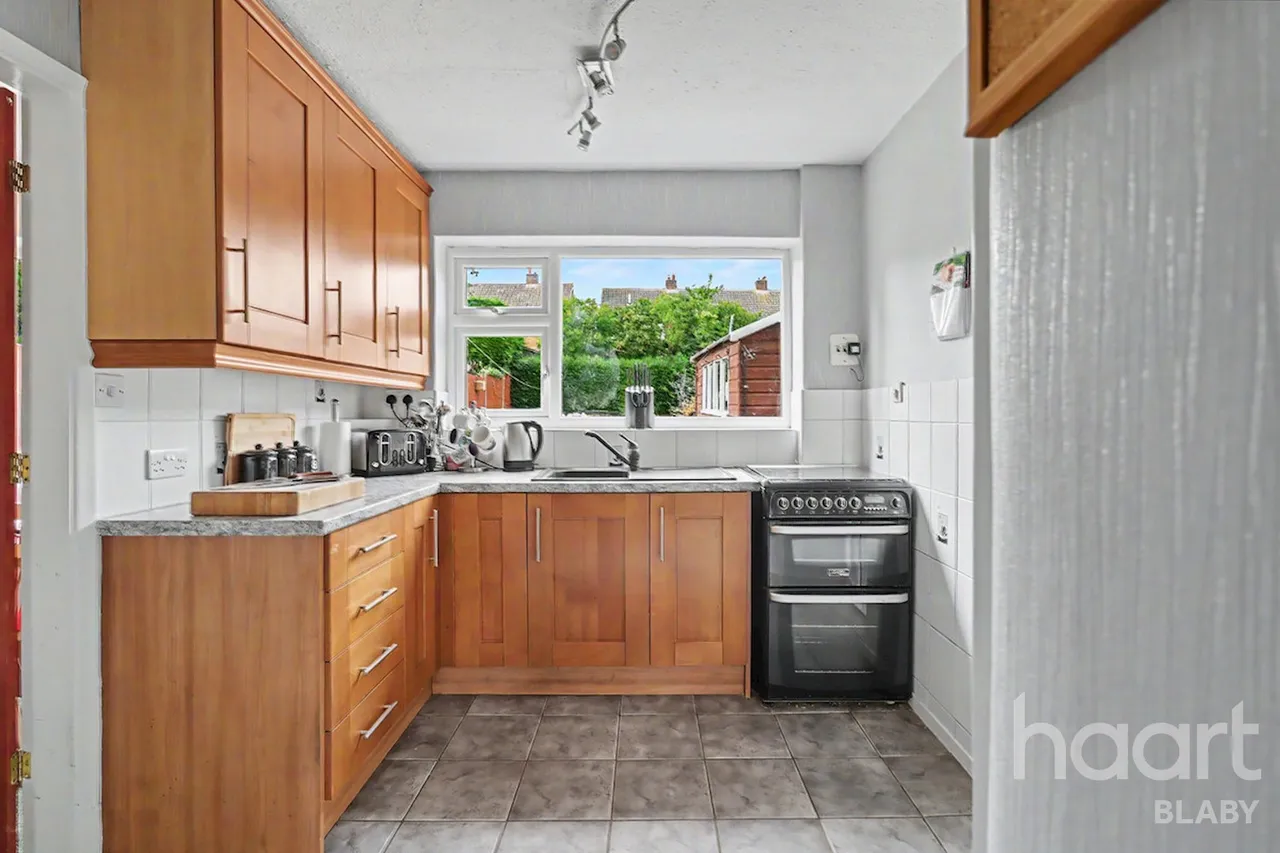 Coltbeck Avenue, Leicester, LE19, photo 2
