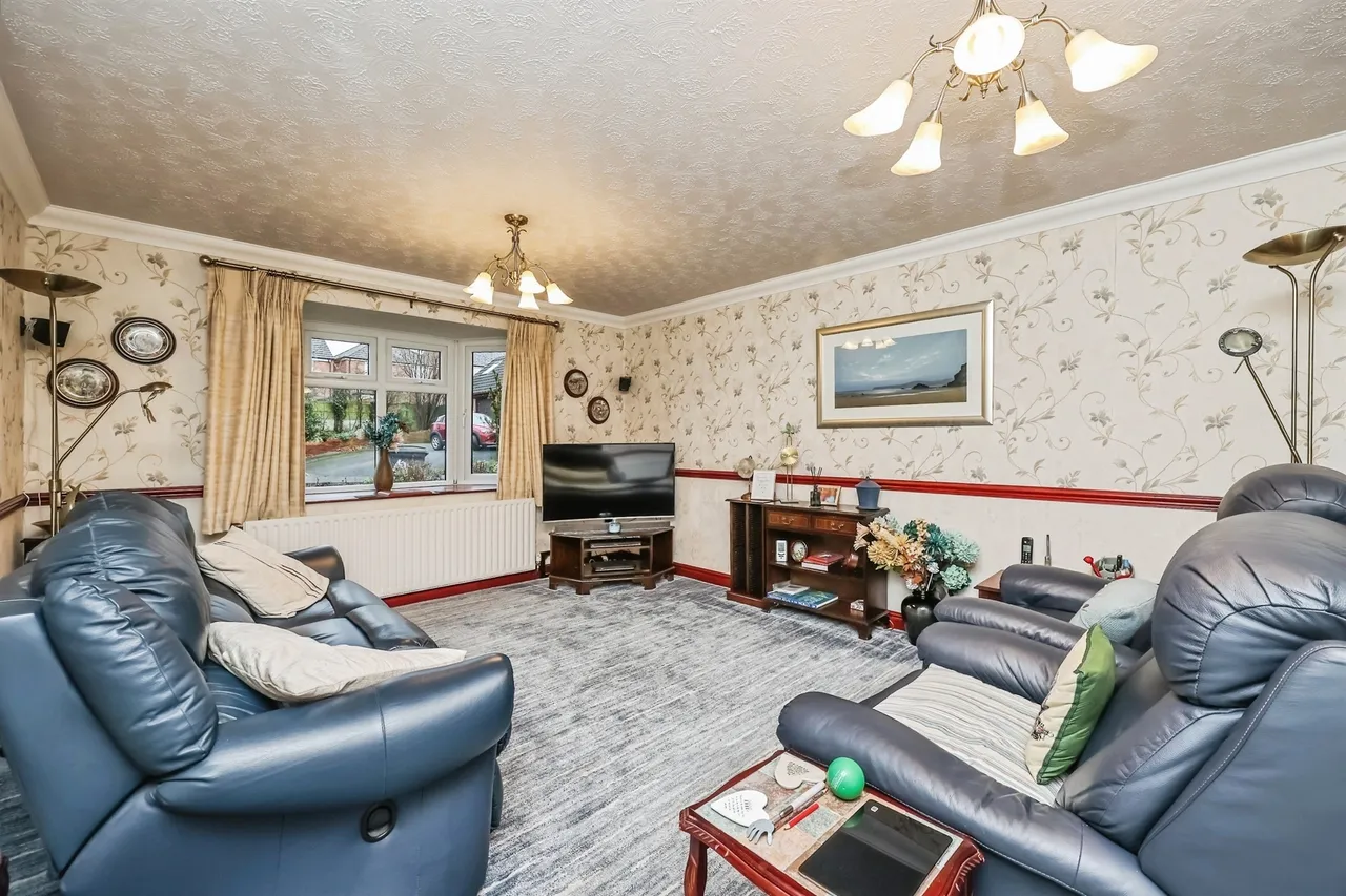 Simonfields Close, Stanley Common, DE7, photo 7