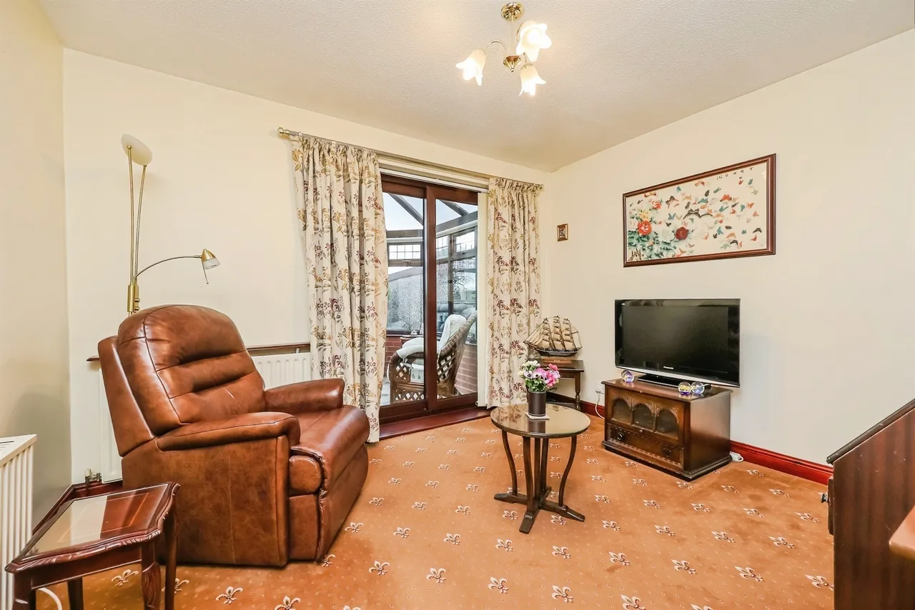Simonfields Close, Stanley Common, DE7, photo 9