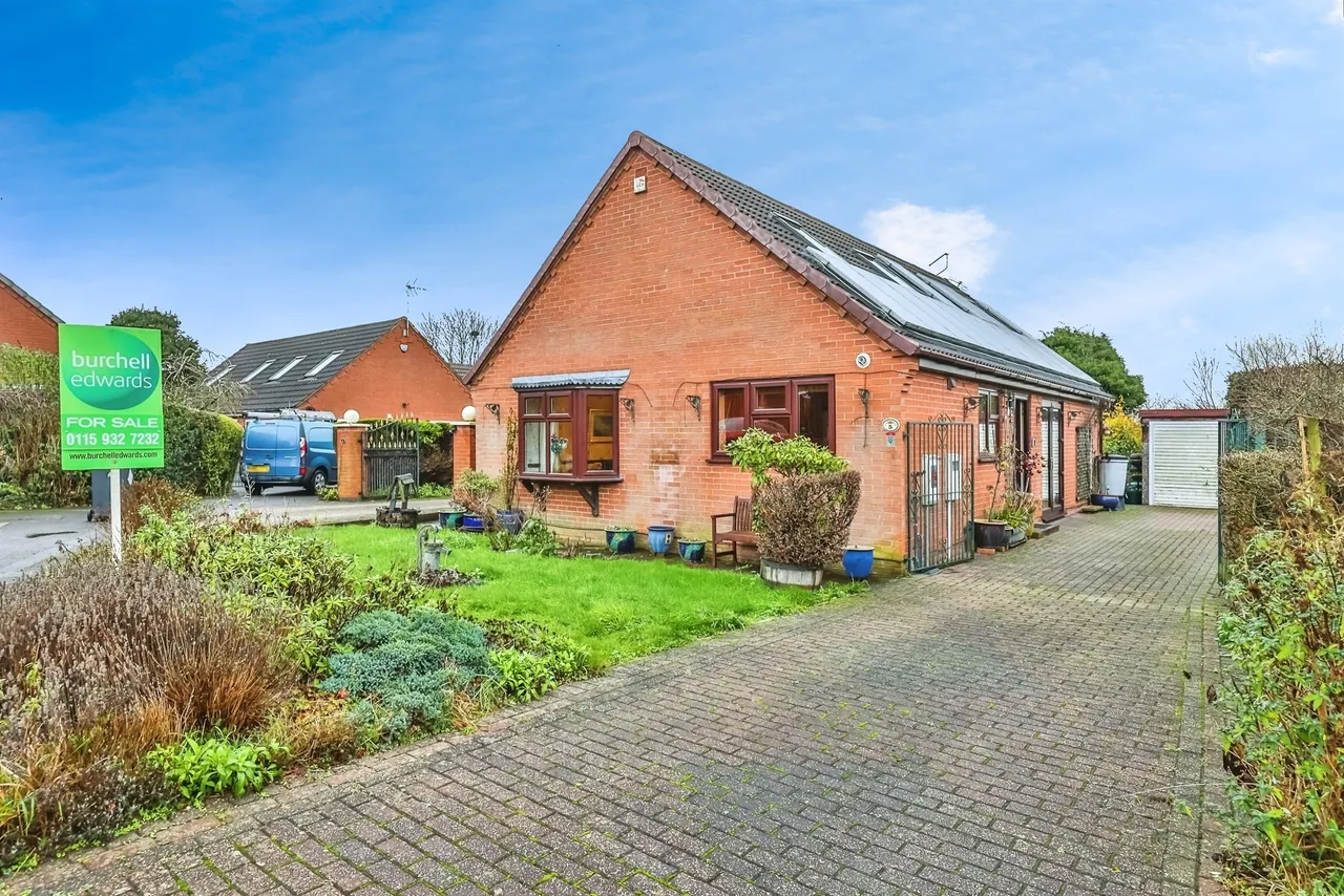4 bed house for sale, Simonfields Close, Stanley Common, DE7