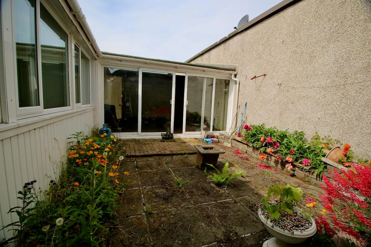 Cumbernauld, G67 2ES, photo 15