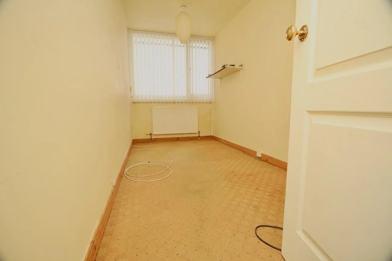 Cumbernauld, G67 2ES, photo 11