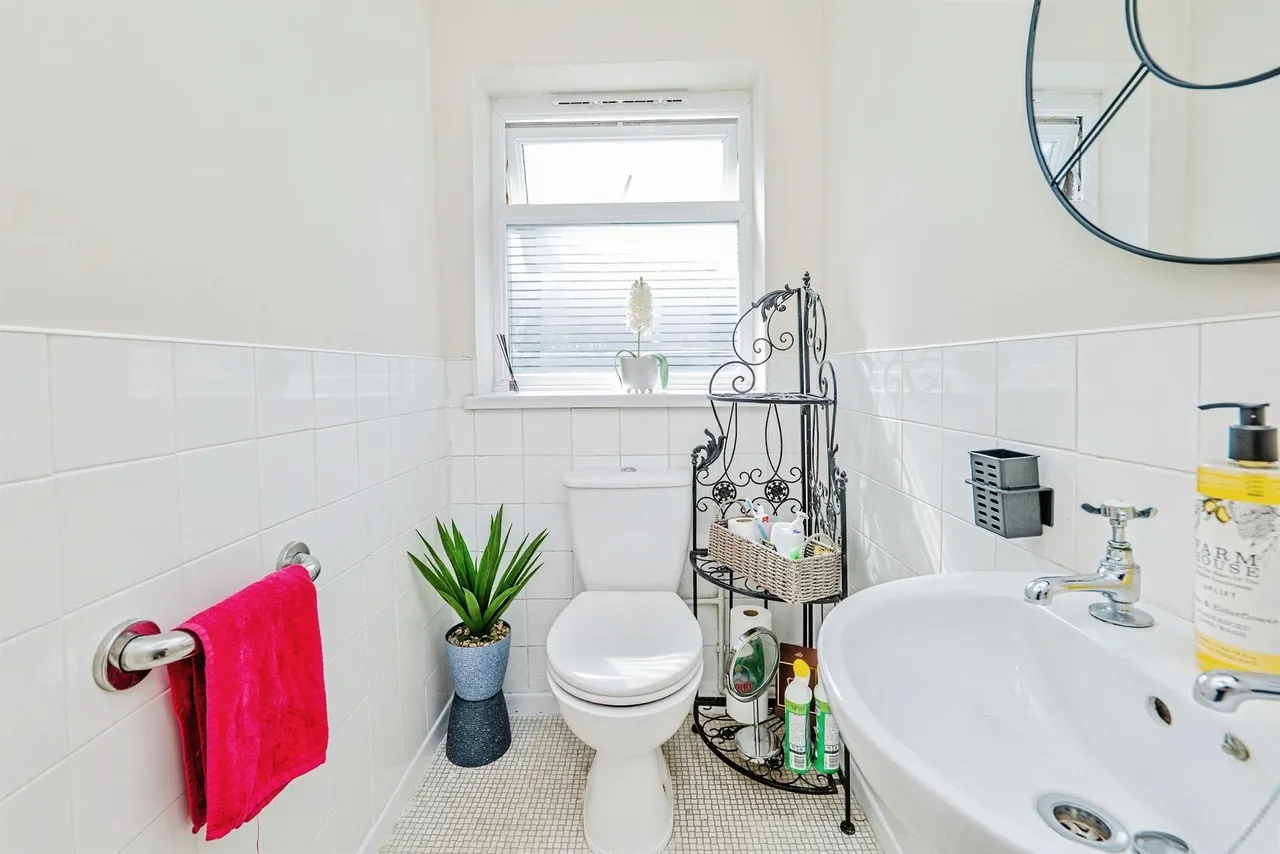 Jubilee Street, Llanharan, Pontyclun, photo 9