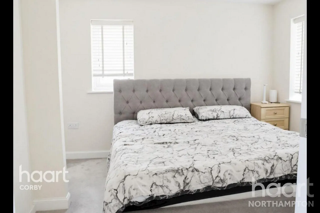 Tansy Road, NN17, photo 10