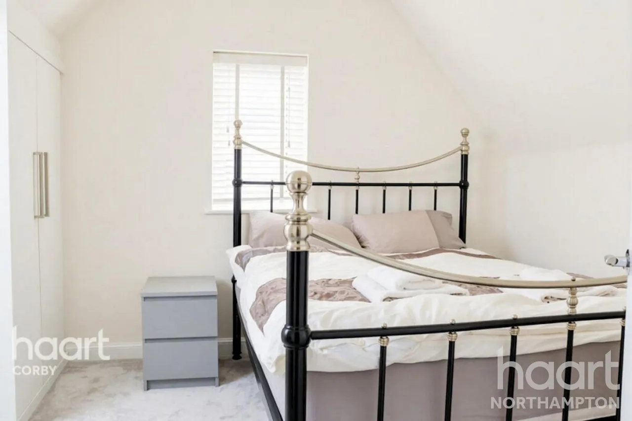 Tansy Road, NN17, photo 12